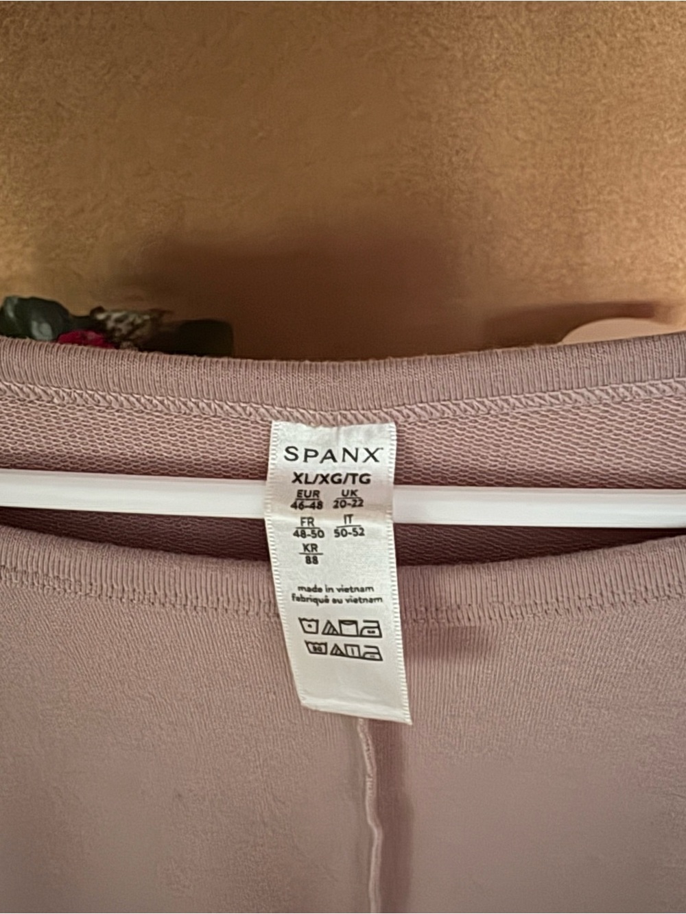 Spanx Perfect Length Dolman Top in size XL - Picture 4 of 5